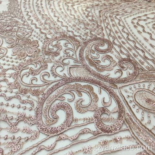 イブニングドレスの古典的なデザイン刺繍生地